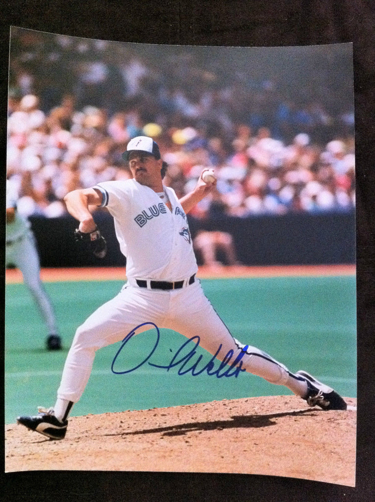 MLB DAVID WELLS AUTOGRAPHED 8X10 PHOTO TORONTO BLUE JAYS, EARLY 1990'S